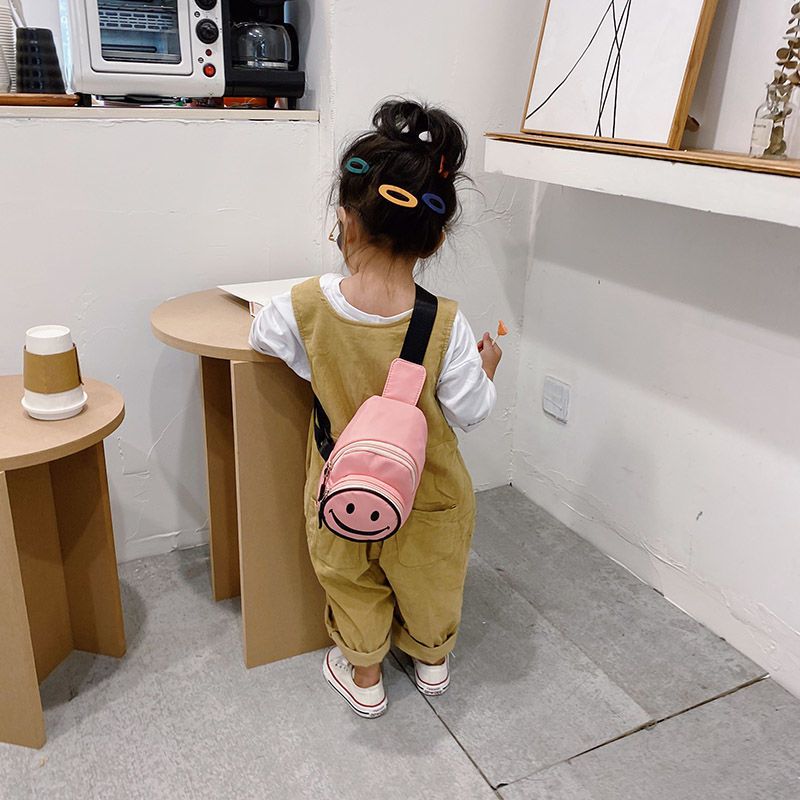 儿童包包女童时尚百搭小胸包逛街可爱笑脸单肩包宝宝零钱配饰包潮 笑脸单拉链蓝色