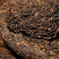7饼整提购2499g 新益号 茗茶 2013蛇年生肖纪念茶金蛇贡饼已存化6年了 云南普洱茶熟茶饼茶叶