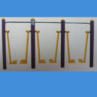 三位太空漫步机