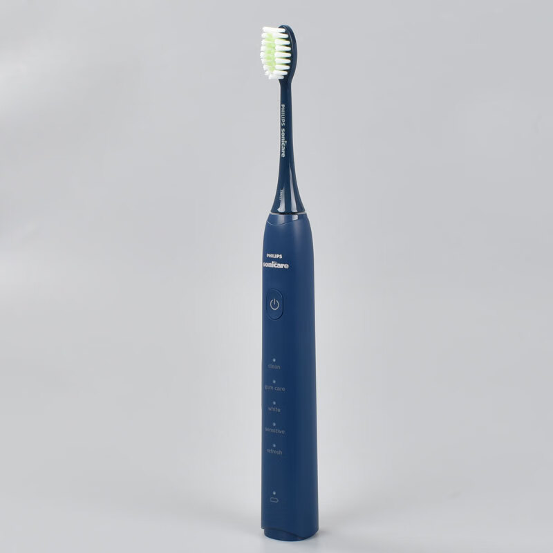 飞利浦(Philips)电动牙刷HX2471-01深藏蓝成人情侣送男/女友节日礼物软毛柔和亮白刷头高清大图