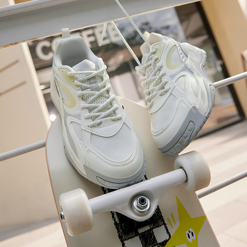 361°女鞋运动鞋新款女休闲鞋682516623高清大图