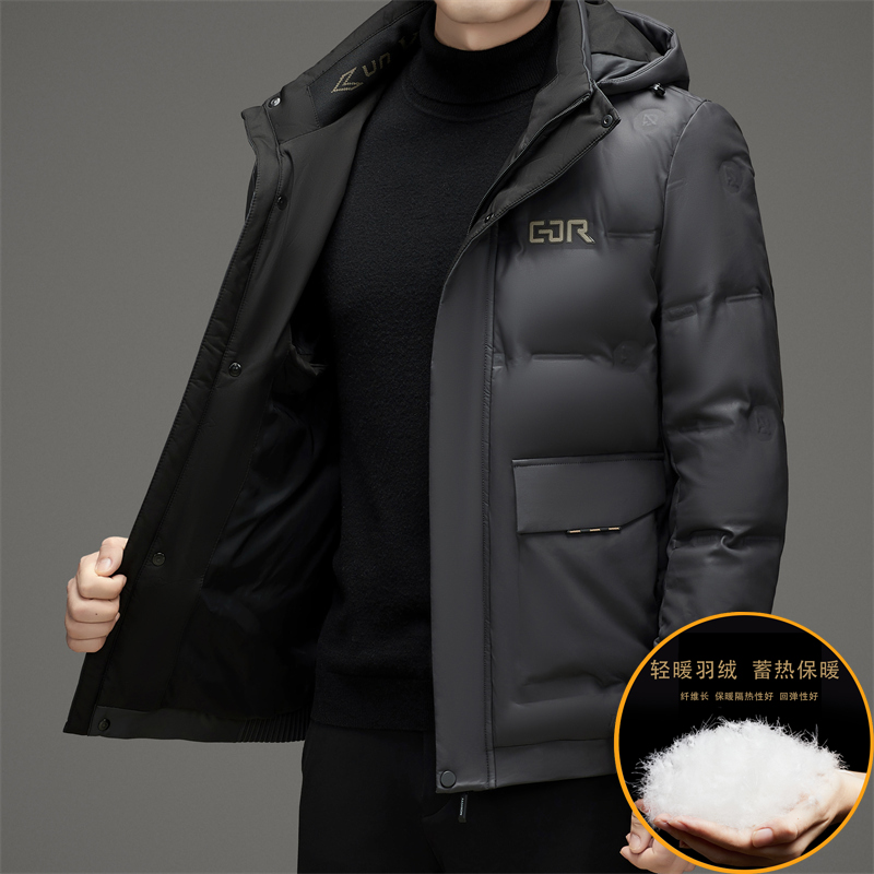 冬季海宁真皮羽绒服男短款绵羊皮衣夹克连帽加肥加大外套加厚带帽皮衣羽绒服男冬季保暖加肥大码宽松肥佬休闲可卸帽免洗皮羽绒外套高清大图