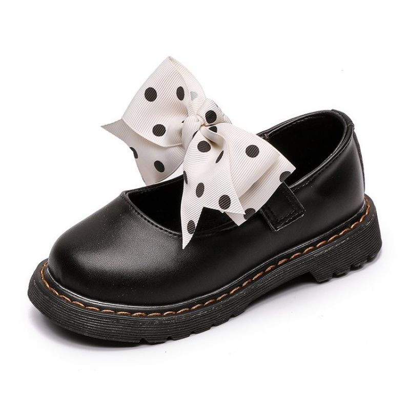 2019新款女童小皮鞋黑色时尚春季软底单鞋小女孩休闲公主鞋