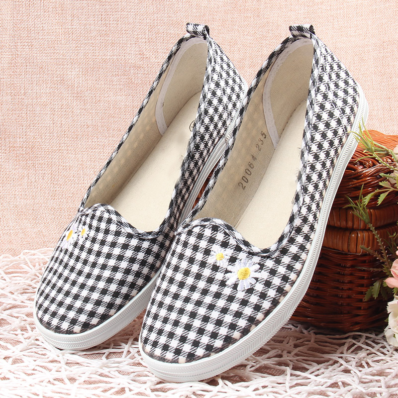 婕秘女布鞋中年妈妈单鞋平底夏老北京软底女士鞋子女款43码大码鞋参数