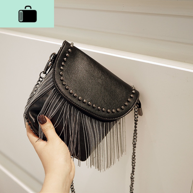 黑色包包女流苏包女斜挎包女小包小挎包链条包流苏包水桶包单肩包new