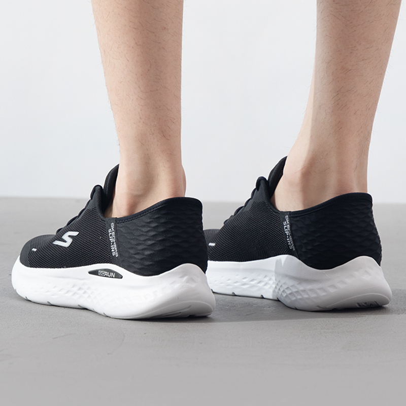 Skechers斯凯奇男鞋新款透气运动休闲鞋健步鞋220934-BKW ZP
