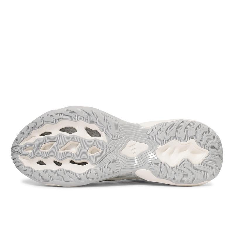阿迪达斯(adidas)adidas跑步鞋女款透气舒适BOOST缓震训练运动鞋