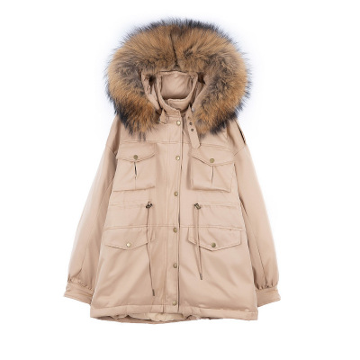 宽松连帽大羽绒服