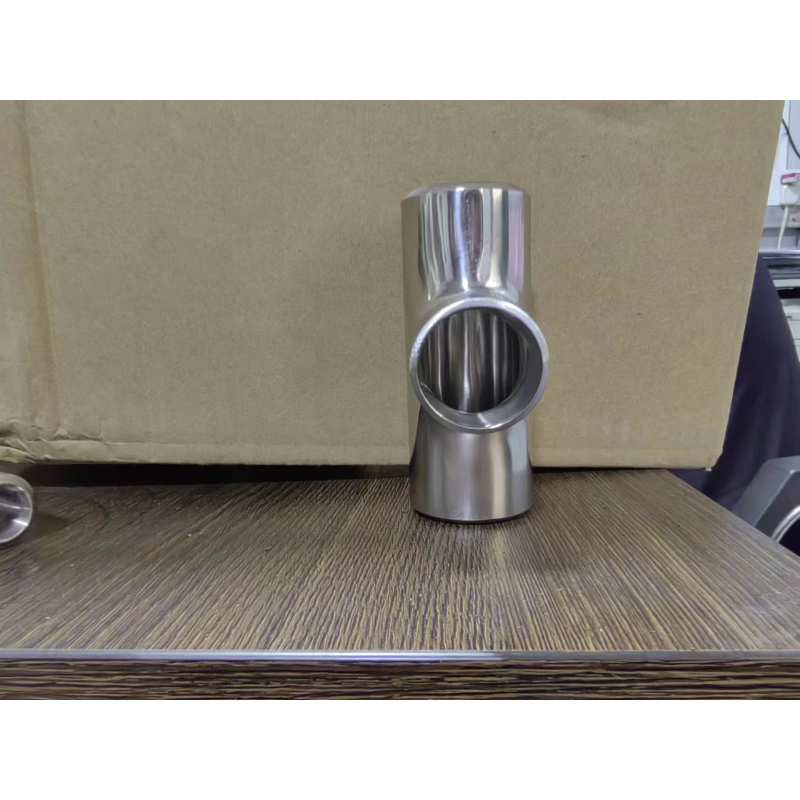 圣天 304不锈钢热压三通 PN25 DN50×25×50