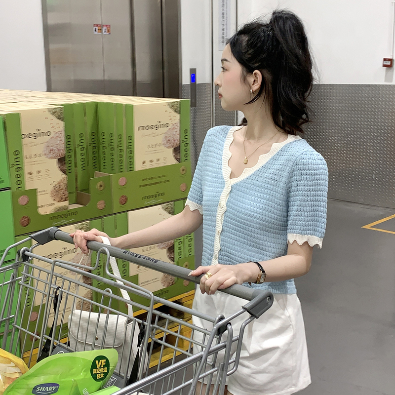 [2.5折价62元]唐狮甜美撞色短袖T恤女夏季新款别致修身蓝色针织衫上衣小众x