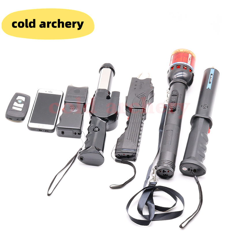 户外强光手电筒自卫武器 报警器大功率电棍手电筒 保安电棍 高压电器 电棒校园小区保安夜行巡逻大款车载手电筒 单身女士防卫高清大图