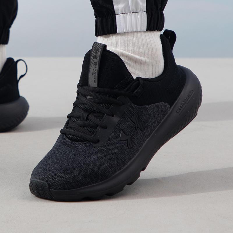 ua安德玛运动鞋男子黑武士健身训练耐磨缓震休闲跑步鞋3026679-002 zp