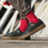 特步(Xtep)板鞋男休闲鞋黑色经典时尚舒适潮流简洁耐磨保暖男士低帮系带男鞋983419319282