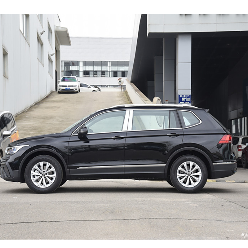 途观L 2024款 出众款 300TSI 自动两驱龙腾版