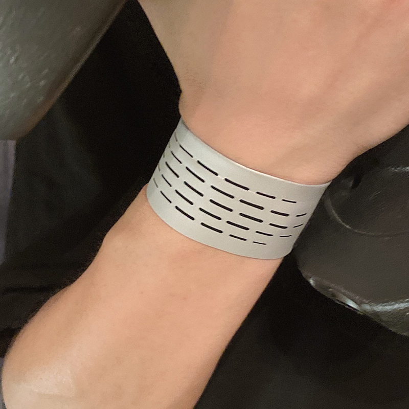 护腕扭伤手腕腱鞘男女妈妈疼劳损运动关节夏季薄款透气护套