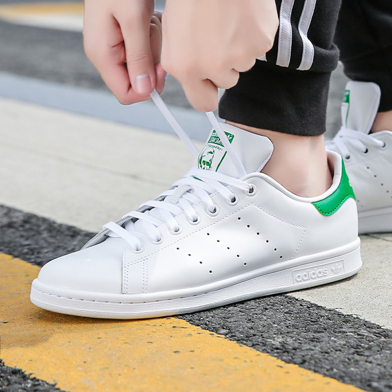 adidas2021新款三叶草男女鞋superstar 金标贝壳头史密斯新年限定款