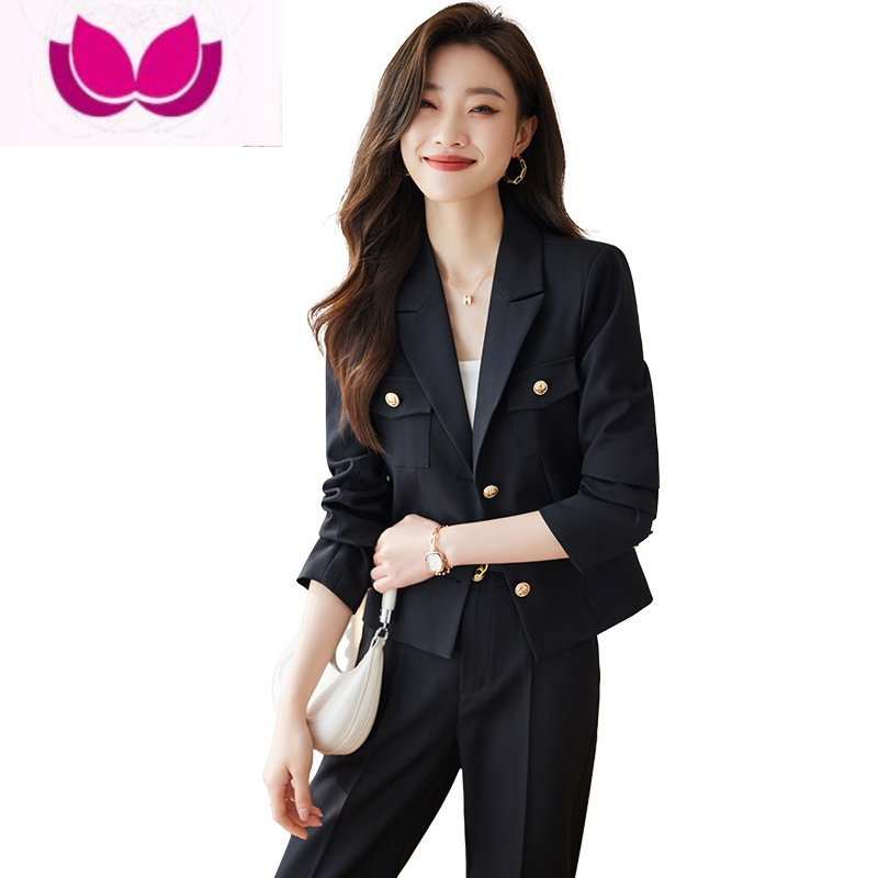 七斓女士西服