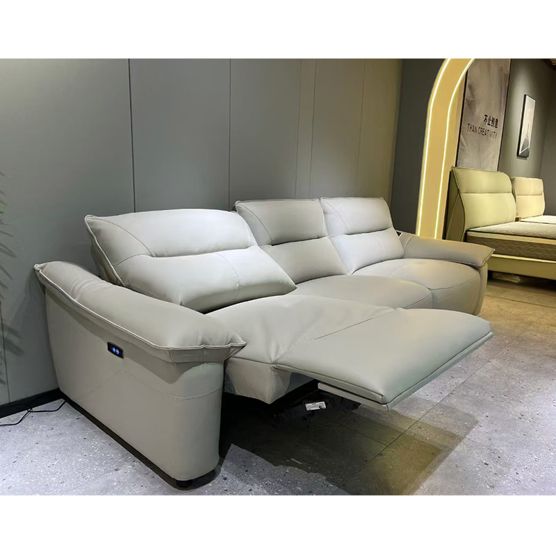 科朔真皮沙发现代简约长沙发电动沙发工厂展厅实拍网红沙发F615高清大图