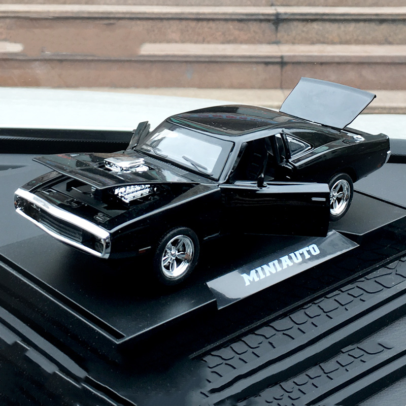 熊山谷道奇莱肯跑车合金车模型132速度与激情回力玩具车