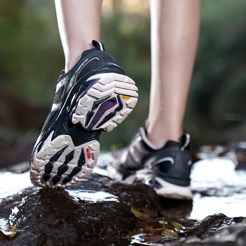 探路者toread登山鞋徒步鞋