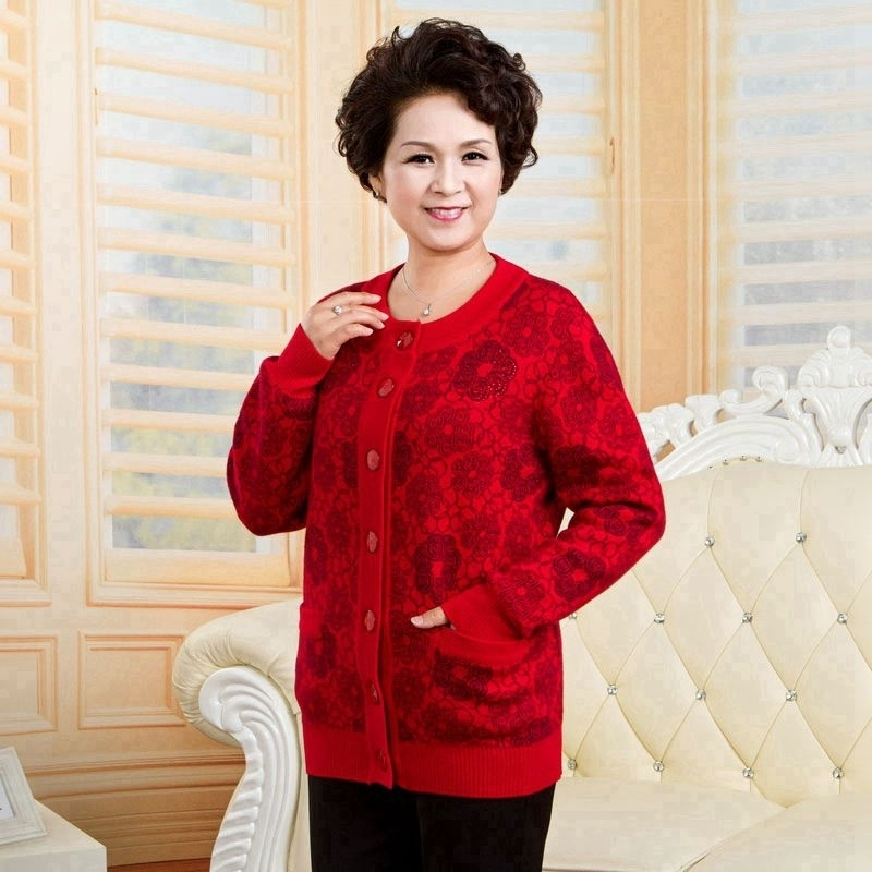 2018中老年妈妈女装羊绒衫 开衫秋冬装外套老年人毛衣加厚