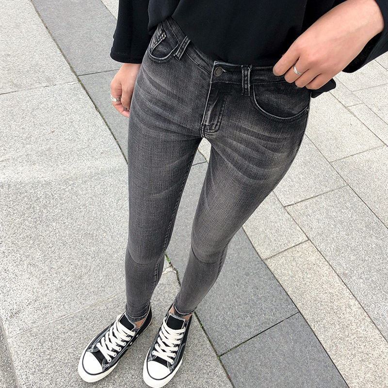 茜靓CHYLLIRN牛仔裤女2020年新款高腰紧身修身显瘦显高小脚铅笔裤子潮秋冬