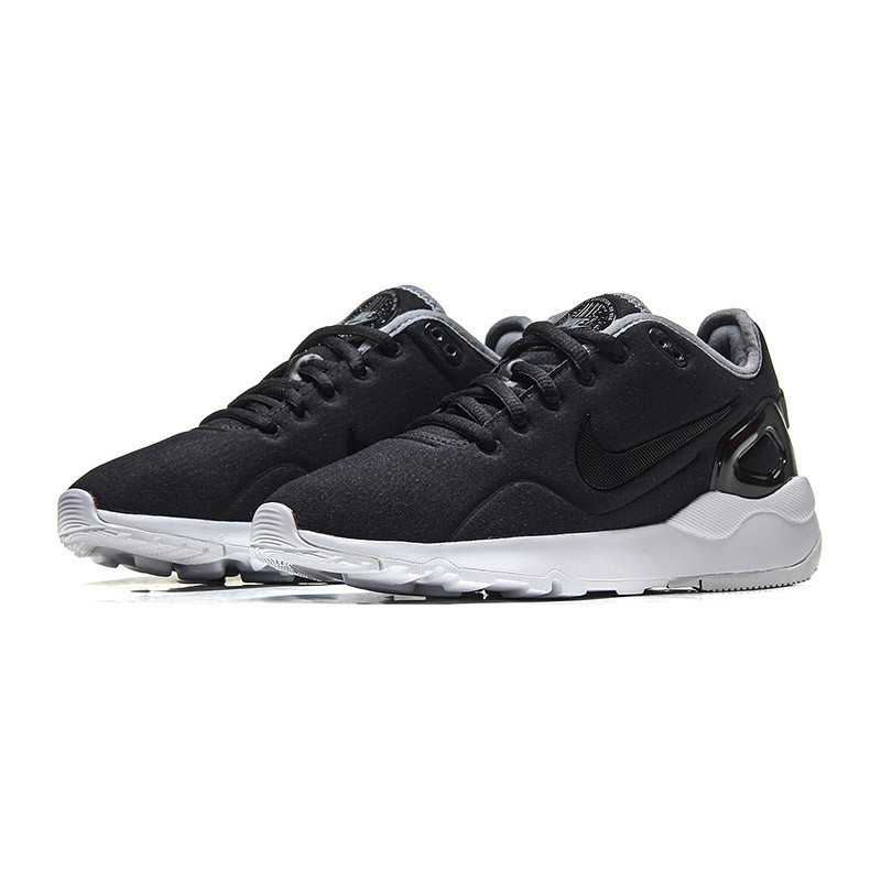 耐克NIKE女休闲鞋882266-001