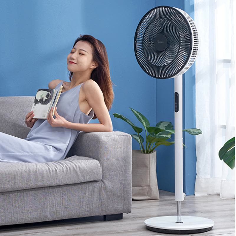 美的(Midea)遥控电风扇智能感温 睡眠风 家用广角摇头落地扇SAD35ED图片