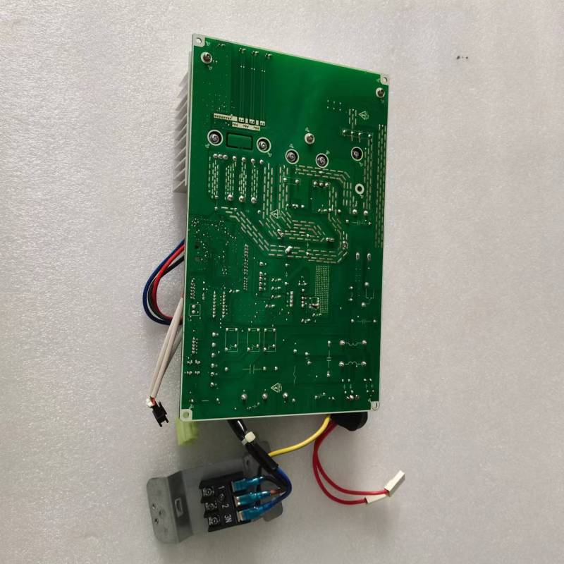 帮客材配 拆机原装 P0970120846 IVH- 72YN1NW 外机控制板高清大图