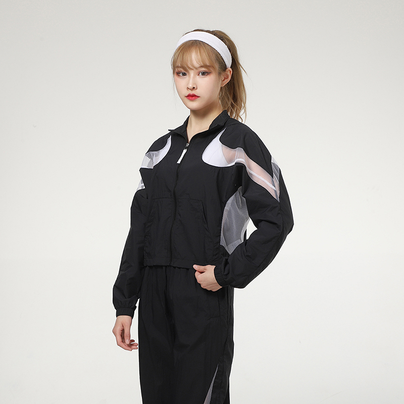 Nike耐克女装外套2021新款运动服跑步休闲舒适夹克CZ8285-010