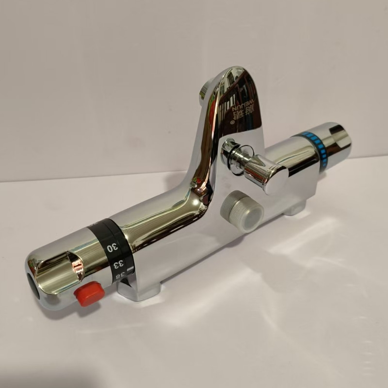 蔚珺暗装铜恒温混合阀淋浴花洒水龙头通用型个高清大图