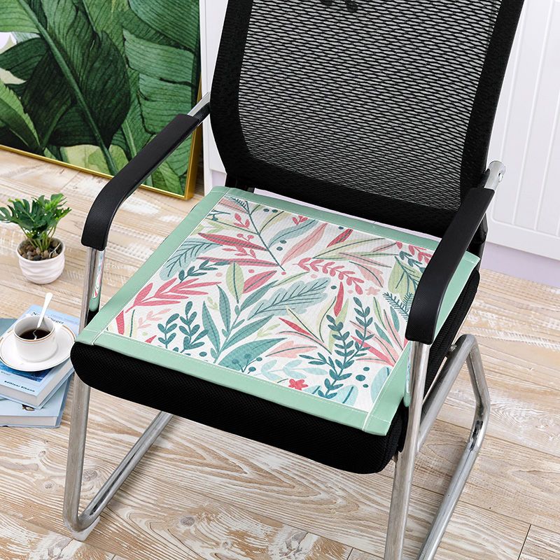 夏季坐垫办公室夏凉垫夏天学生电脑椅垫冰丝竹凉席垫透气椅子垫子发财