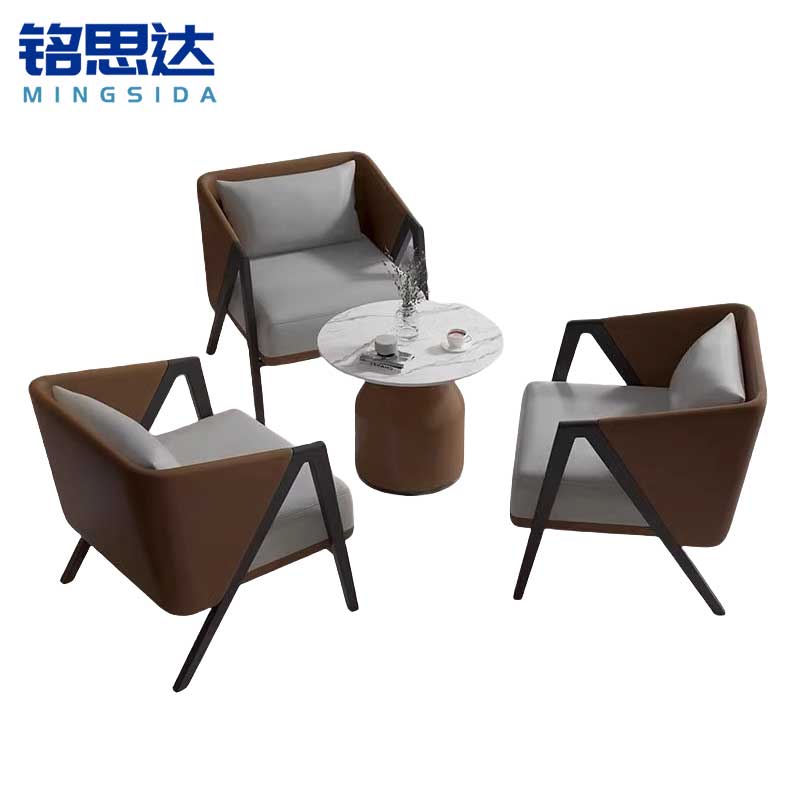 铭思达洽谈桌棕色一桌三椅套高清大图