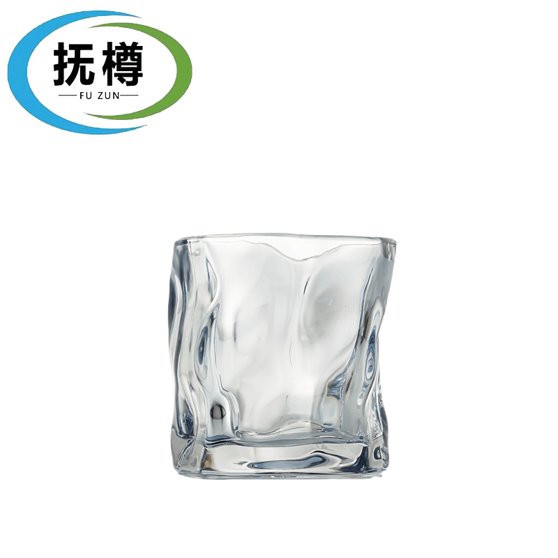 抚樽 水杯 透明图片