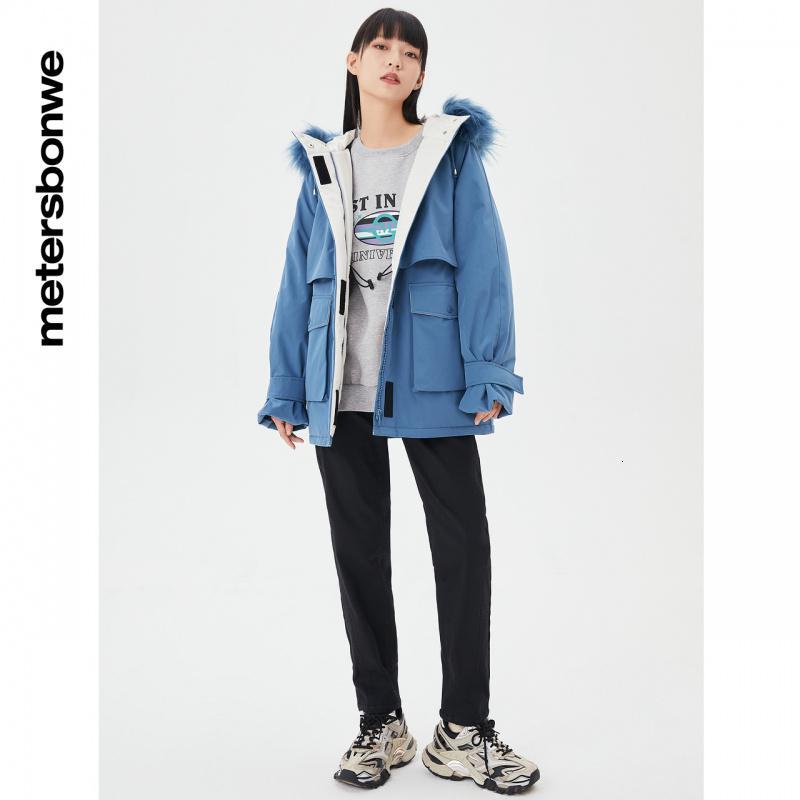 [1件5折价:179.5]美特斯邦威棉服女潮流冬季新款舒适保暖工装连帽派克棉服