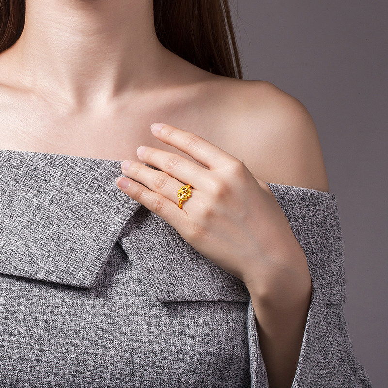 周六福珠宝黄金戒指女士款心形足金活口女戒指环手饰计价aa012637