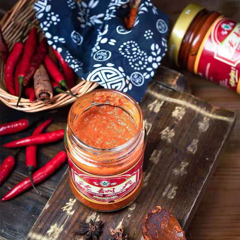 湖北特产辣椒酱辣翻天农村种植开胃下饭菜瓶装208克