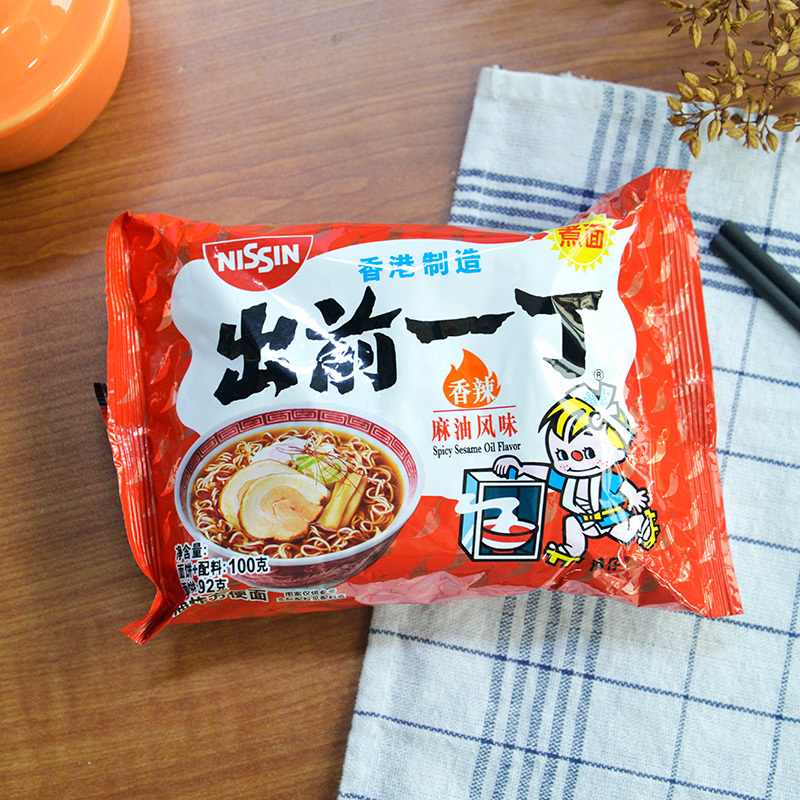 中国香港出前一丁方便面 香辣麻油味100g 方便速食泡面拉面办公室 熬夜