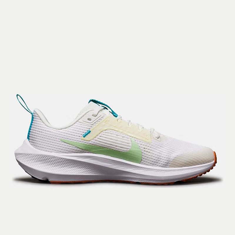 NIKE耐克飞马40女鞋PEGASUS 40龙年新年款运动鞋跑步鞋FZ5526-161