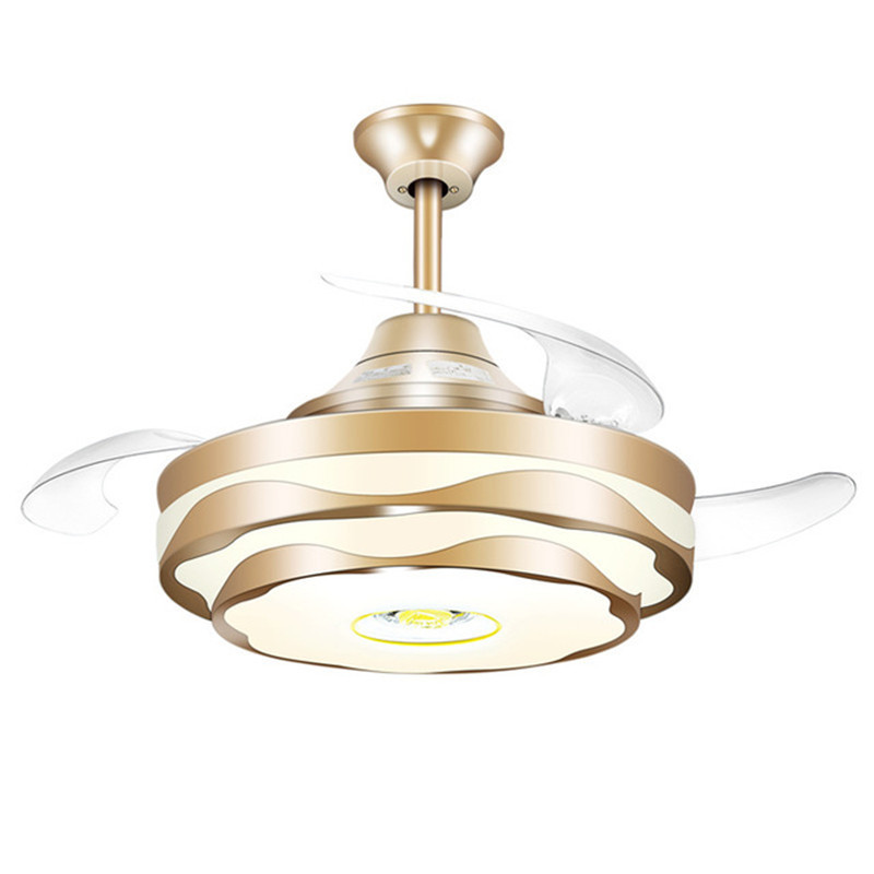 简约的风扇吊灯,采用优质铜材打造,质地坚硬,不易变形,表面经过烤漆