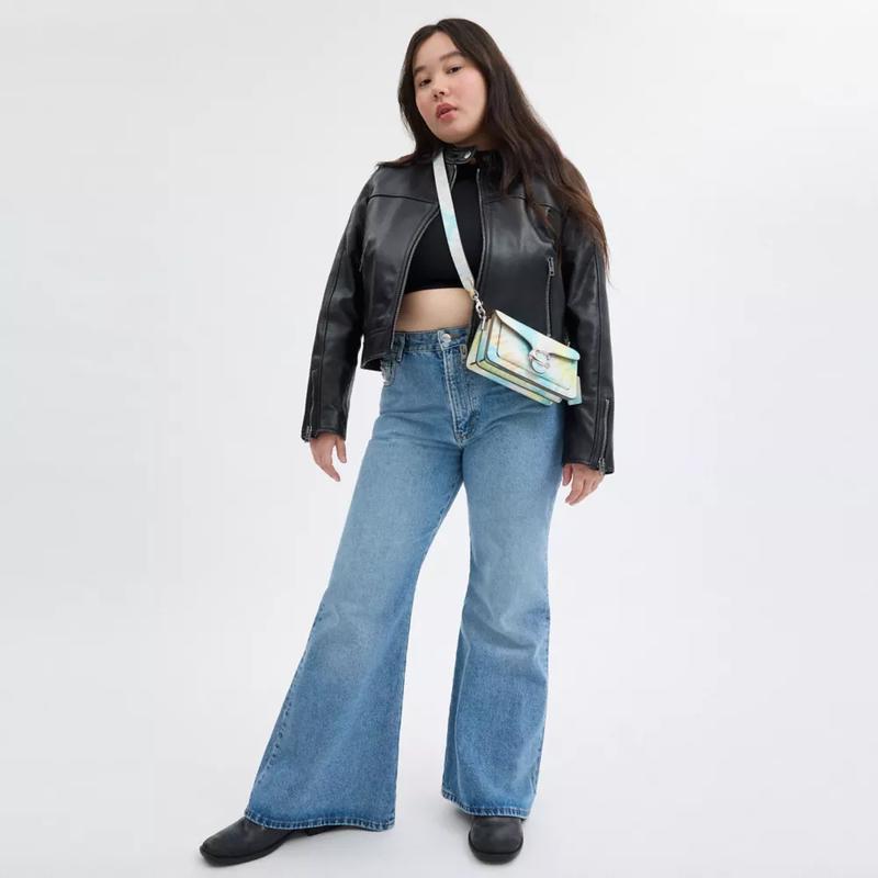 女款彩虹扎染印花单肩斜挎包时尚百搭轻便设计