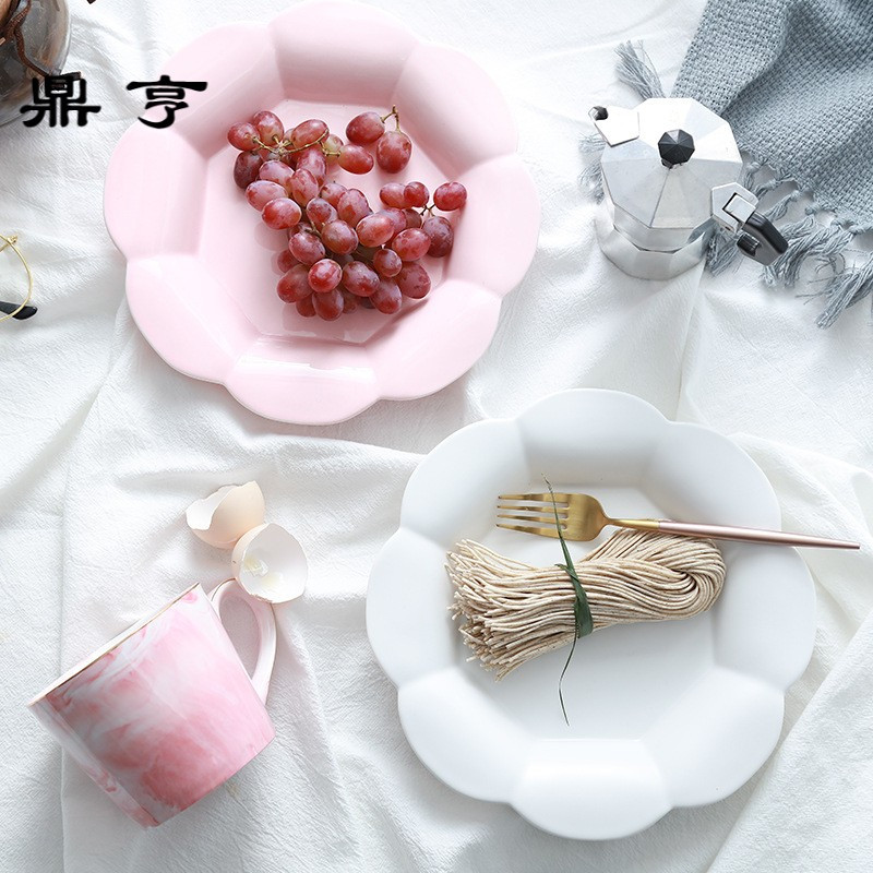 鼎亨日本同款zakka盘子 亚光磨砂花型盘摆拍道具餐盘家用盘点心蛋
