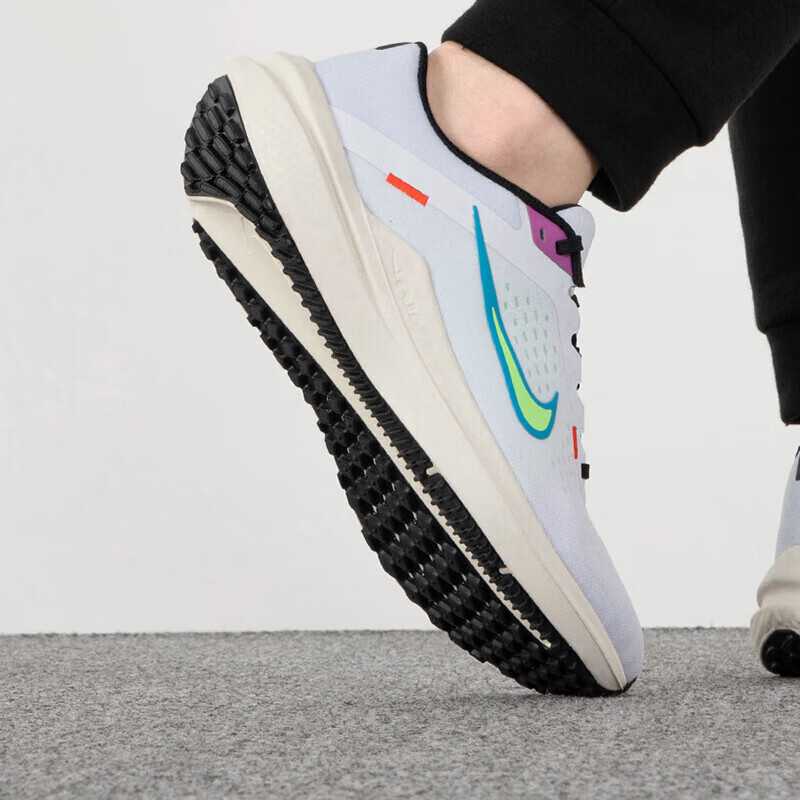 耐克(NIKE)男鞋秋季新款AIR WINFLO 10 SE缓震轻便跑步鞋运动鞋 FJ1053-100 39