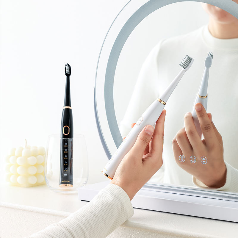 北欧欧慕(nathome) 电动牙刷套装 NM-YS3301