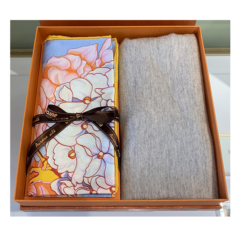 奥罗拉丝巾双面羊绒围巾组合套装视频