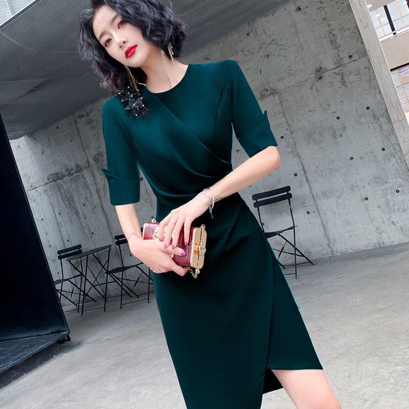 礼服女晚礼服长拖尾成人礼宴会名媛气质高端大气优雅时尚气场女王宴会小晚礼服裙女2020新款高端气质短款平时可穿连衣裙女时尚