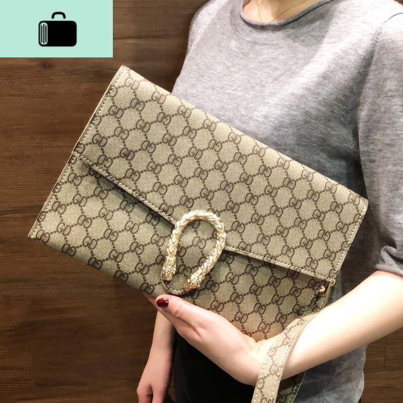 手拿包女2020新款百搭大容量单肩小包个性简约手抓包气质信封包潮NEW LAKE女手包