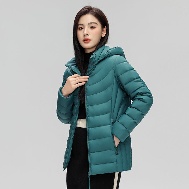 90白鸭绒新国标女式简约纯色连帽可拆卸轻薄羽绒服女_1102 松木绿 XL