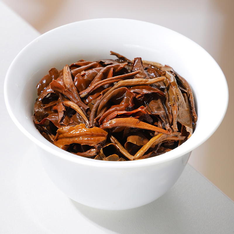 福鼎白茶小方片2016年花香白牡丹茶叶老白茶方片小茶饼40片礼盒装高清大图