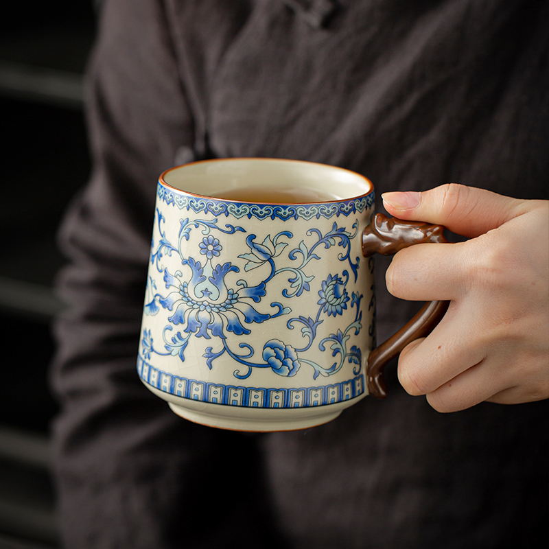 金镶玉仿宋汝窑茶杯 陶瓷带过滤茶水杯马克杯办公家用泡茶具 缠枝莲青花高清大图
